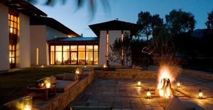 Bumthang Courtyard-Bonfire Night_1400x600