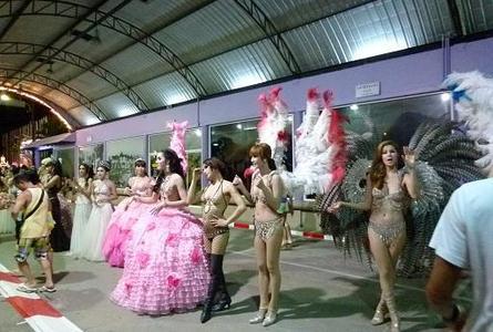 西蒙人妖秀Phuket Simon Cabaret