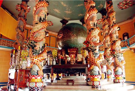 高台教圣地Cao Dai Temple