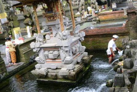 圣泉寺Pura Tirta Empul