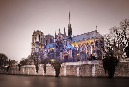 巴黎圣母院 -Notre-Dame de Paris