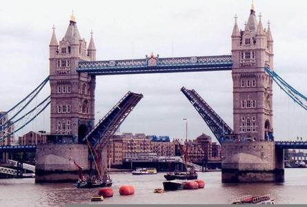 伦敦塔桥Tower Bridge