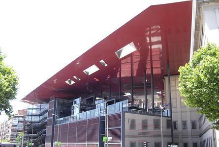 索菲亚王后艺术中心             íMuseo Nacional Centro de Arte Reina Sofía