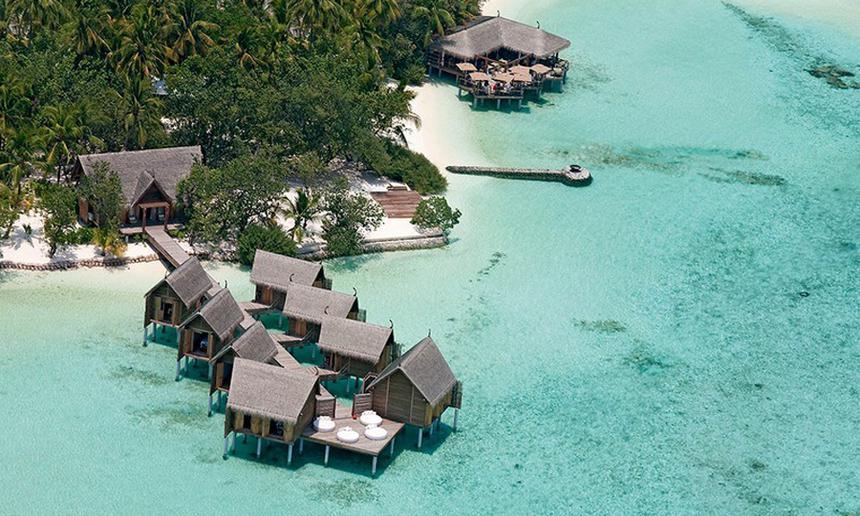 Constance Moofushi Maldives