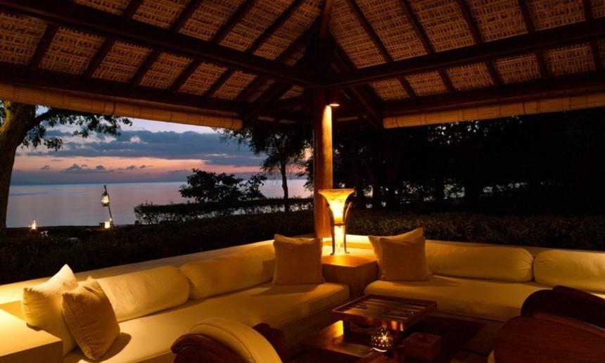 Wana Restaurant Lounge Area_1400x600.jpg